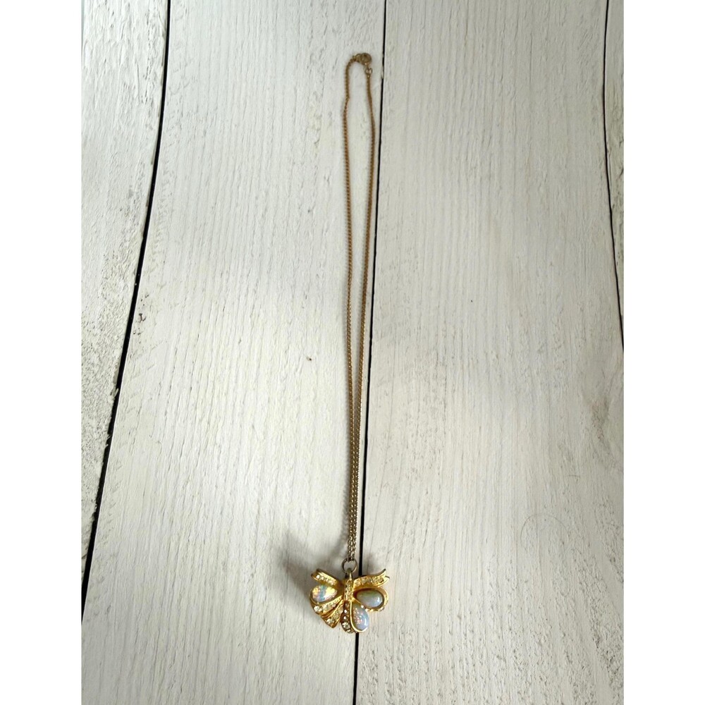 Vintage 1950s Gold Tone Bow Pendant Necklace Opal Rhinestone Retro 18 Inch Chain - Picture 3 of 6